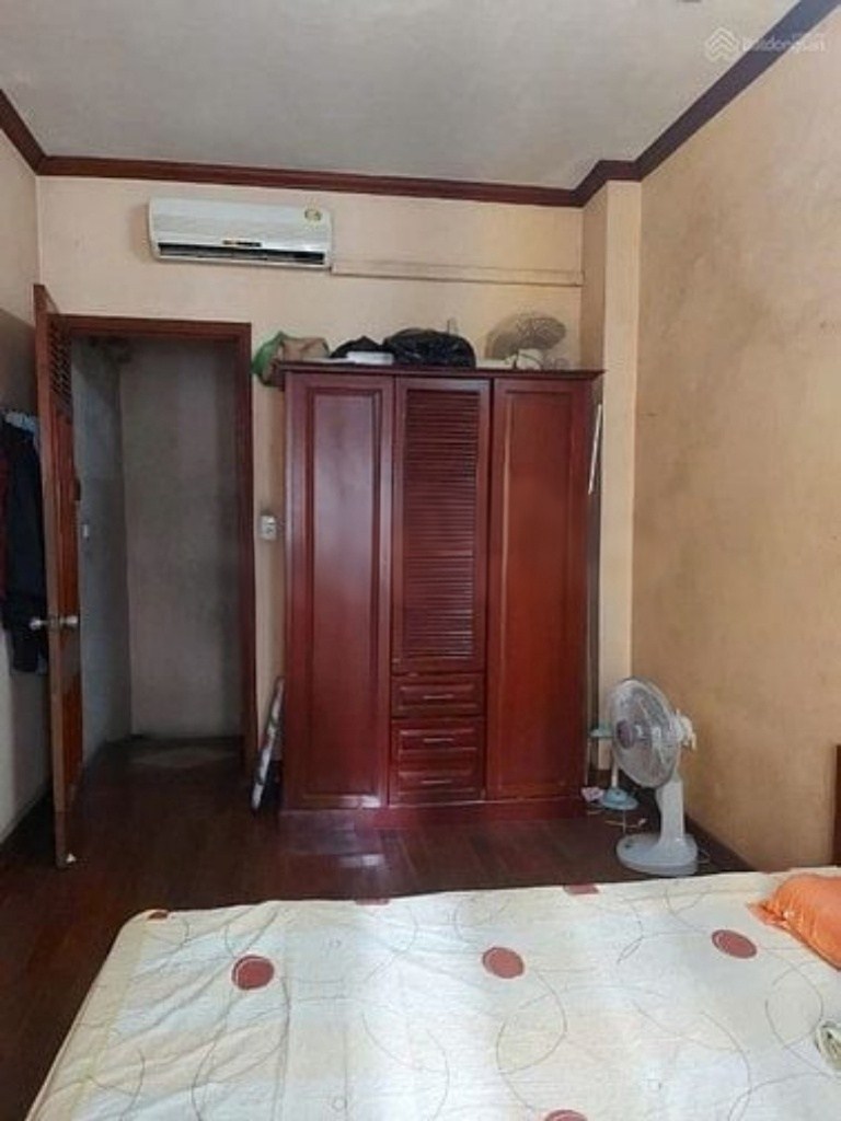 Cho thuê nhà Phố Kim Mã thượng, 5 tầng x 25m2, MT4m, 3 ngủ, 15 Triệu - Ảnh 1
